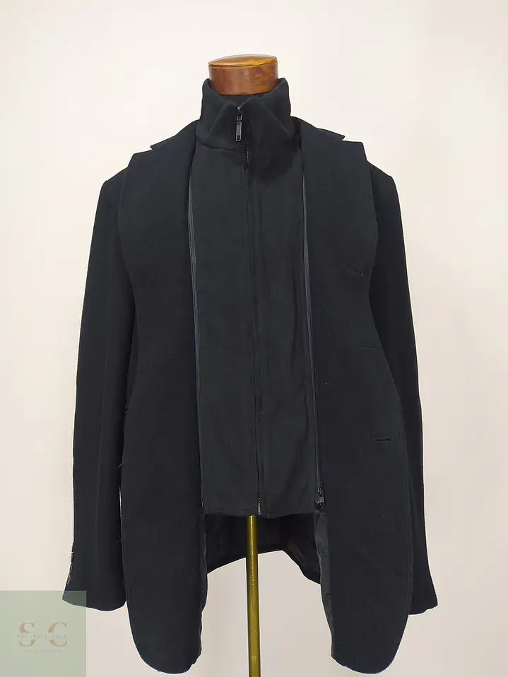 Abrigo 3/4 Negro con Pechera Integrada y Solapa Muesca Talla XL 5