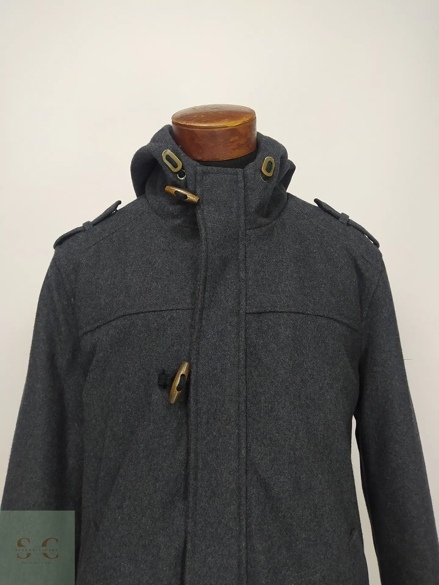 Chaqueta de Paño Gris Plomo con Capucha y Alamares Talla ML 5