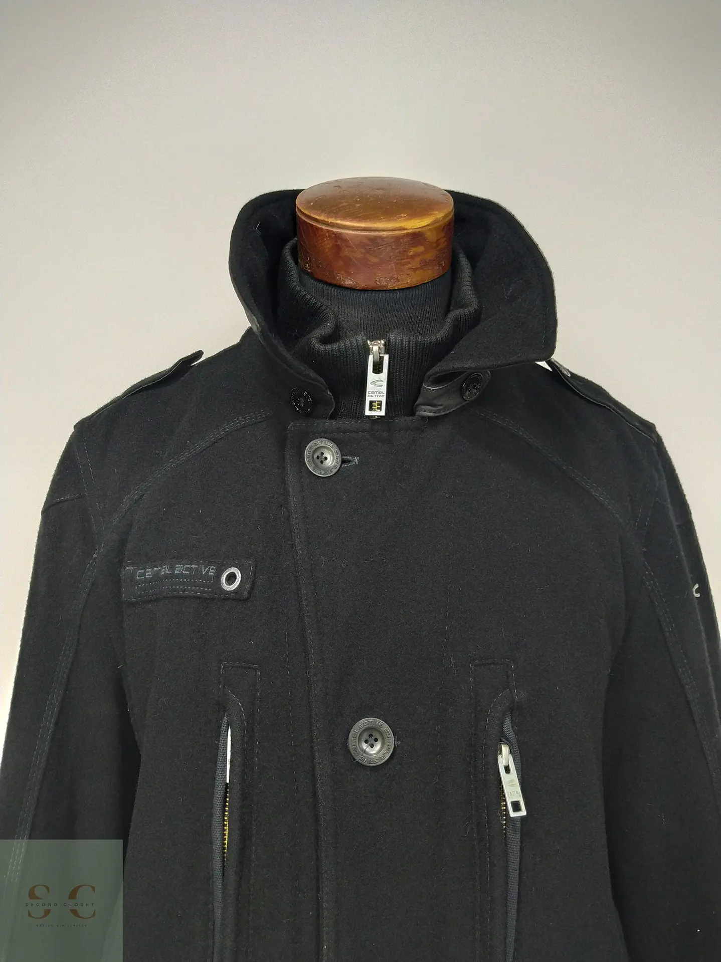 Chaquetón Utilitario de Paño Negro Camel Active Talla SM 3