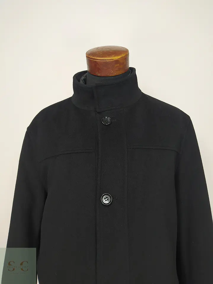 Abrigo Negro de Paño con Cuello Chimenea Christian Berg Talla M 3