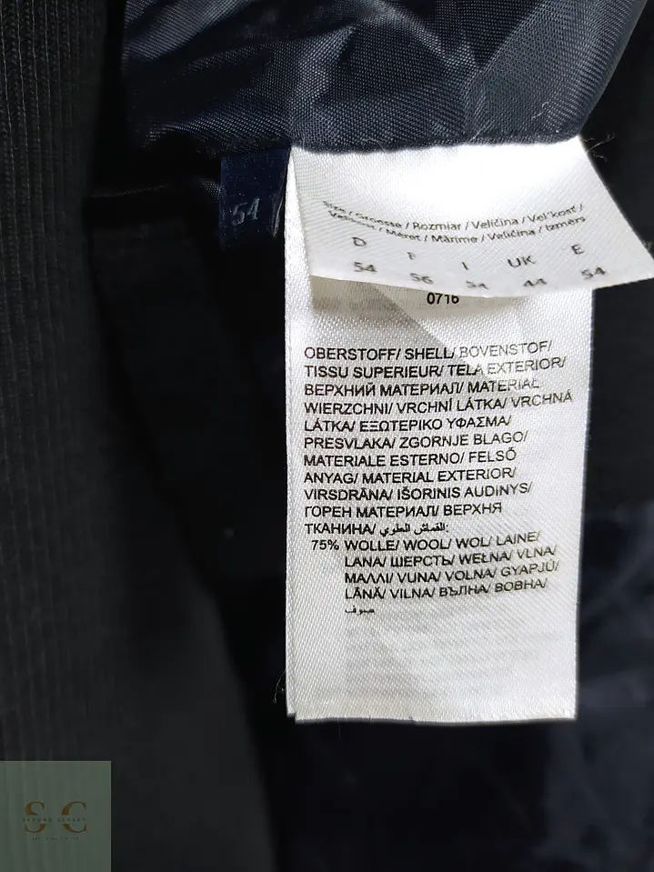 Abrigo Negro de Paño con Cuello Chimenea Christian Berg Talla M 9