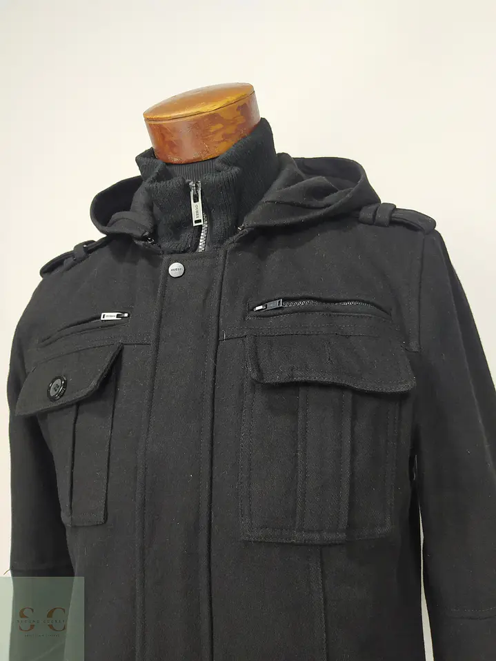 Chaquetón Estilo Utilitario con Capucha y Doble Cuello Guess Talla S 4