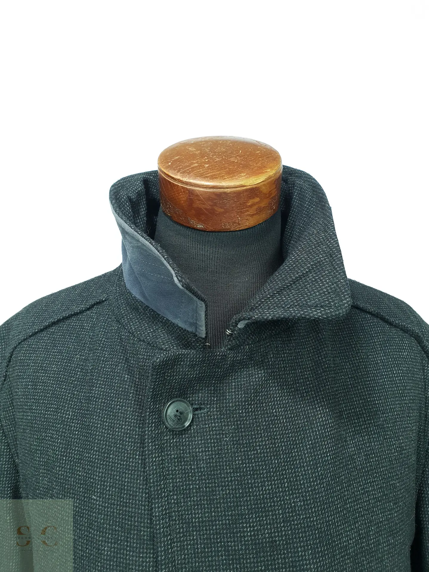 Abrigo Estructurado de Paño Microtexturado con Cuello Stand-Up BOSS Hugo Boss Talla XL 2