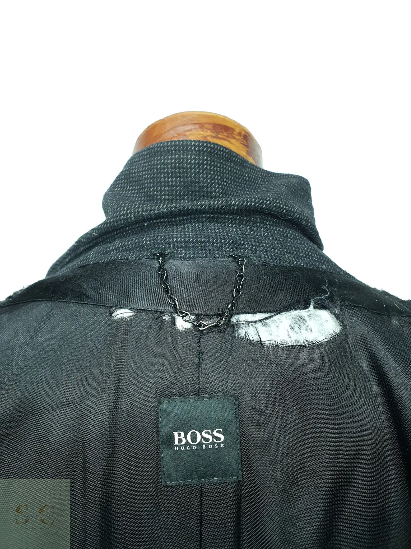 Abrigo Estructurado de Paño Microtexturado con Cuello Stand-Up BOSS Hugo Boss Talla XL 5