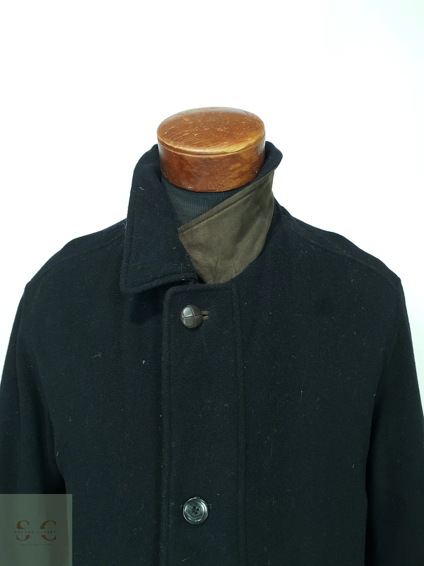 Abrigo Estructurado de Paño con Cuello Alzado Contrastante Jupiter Talla LXL 5