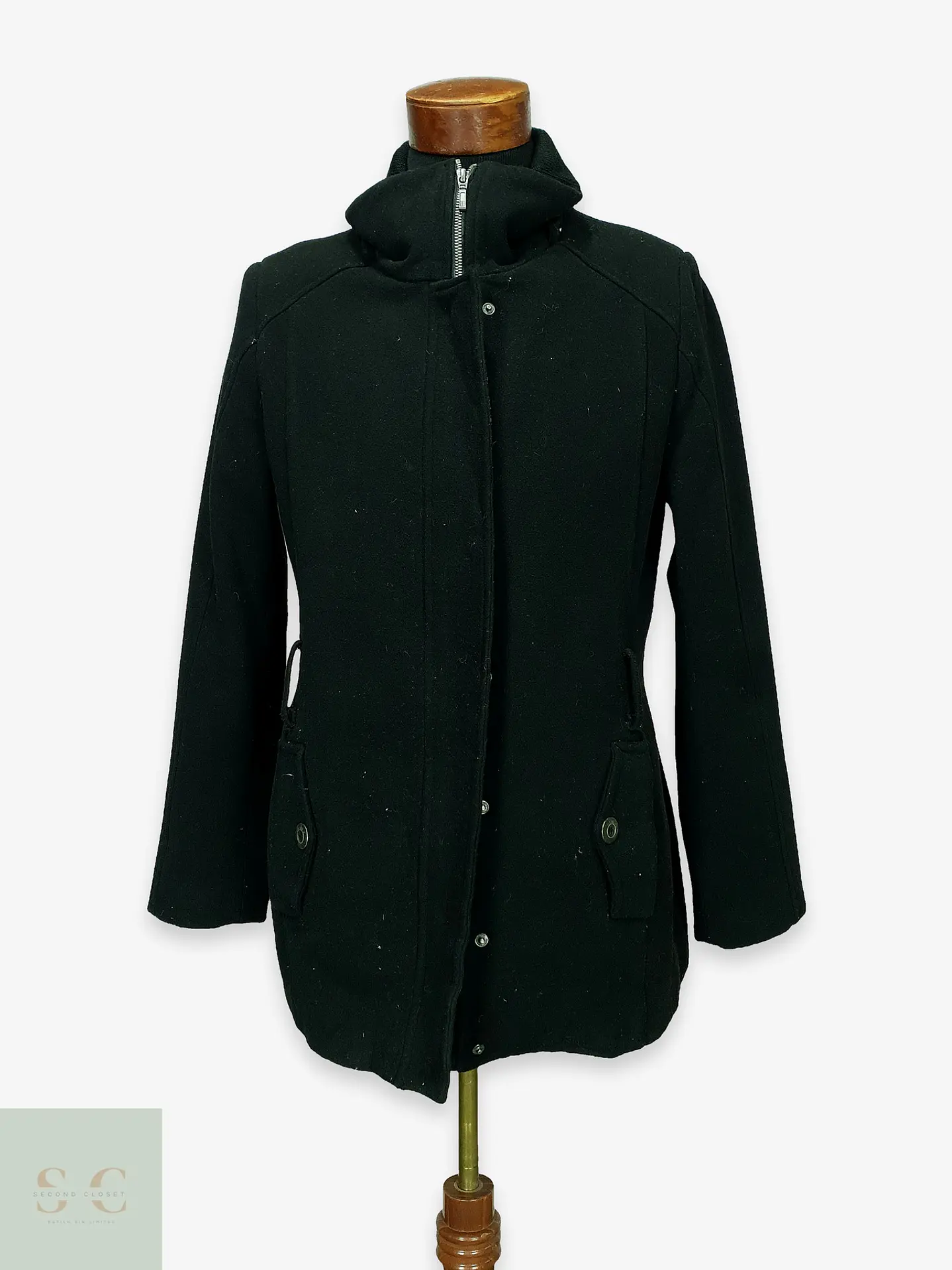 Abrigo Corto Urbano con Cuello Alto y Forro Contraste Kenny S. Talla S 1