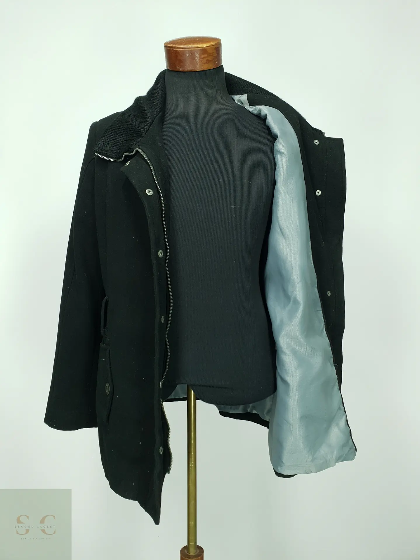 Abrigo Corto Urbano con Cuello Alto y Forro Contraste Kenny S. Talla S 6