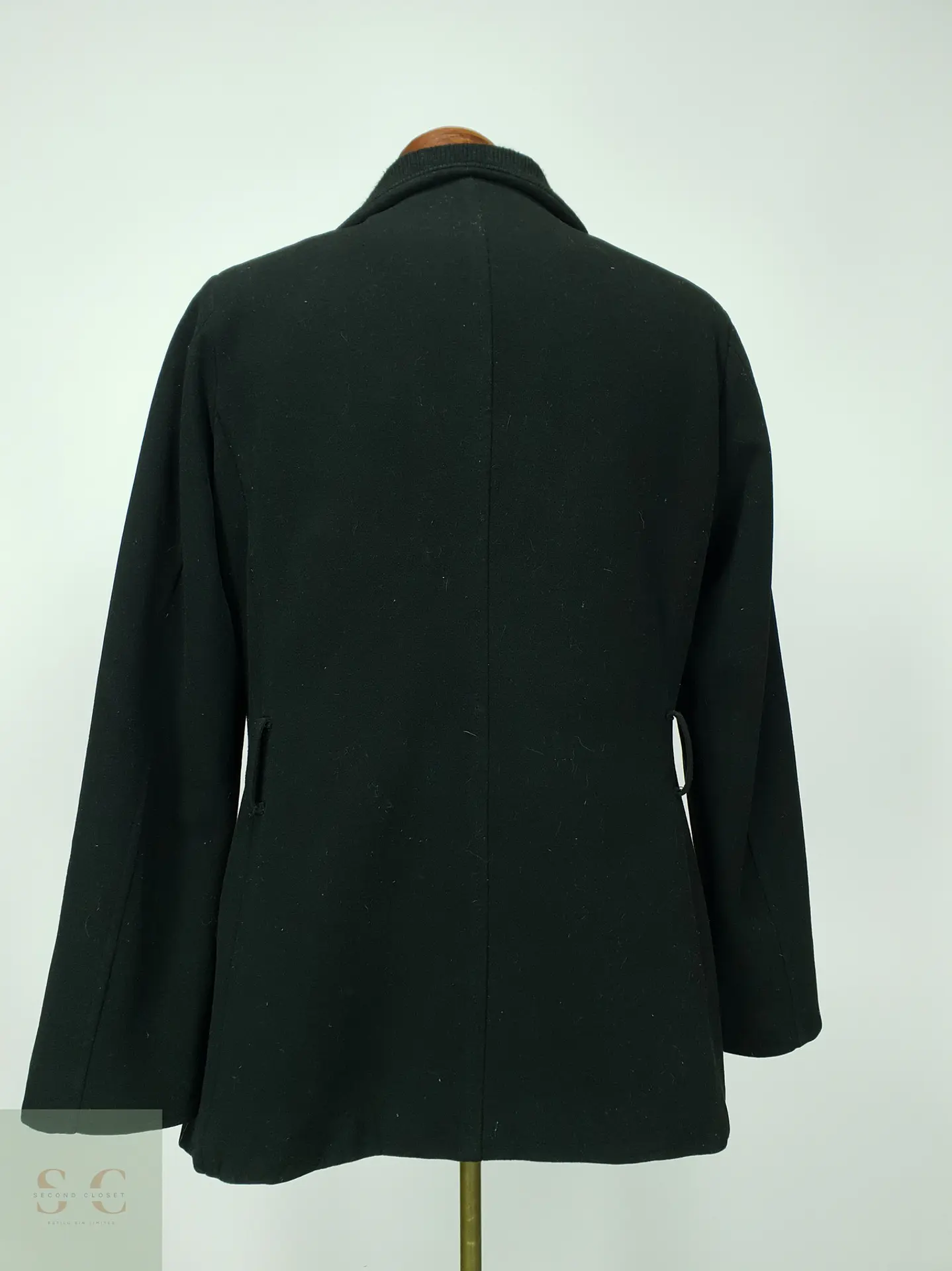 Abrigo Corto Urbano con Cuello Alto y Forro Contraste Kenny S. Talla S 7
