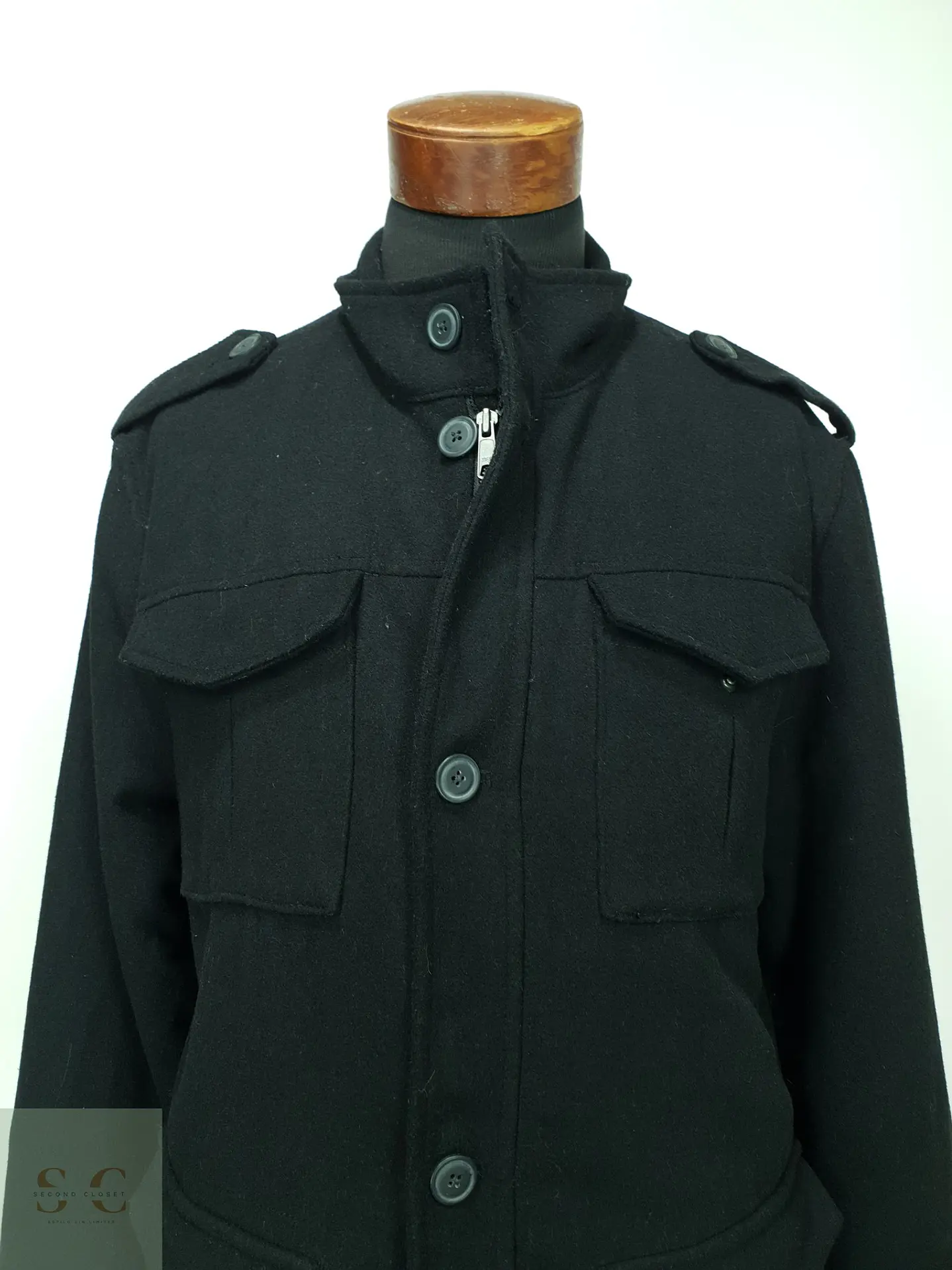 Chaqueta de Paño Estilo Field con Cuello Alto y Charreteras Old Navy Talla L 3