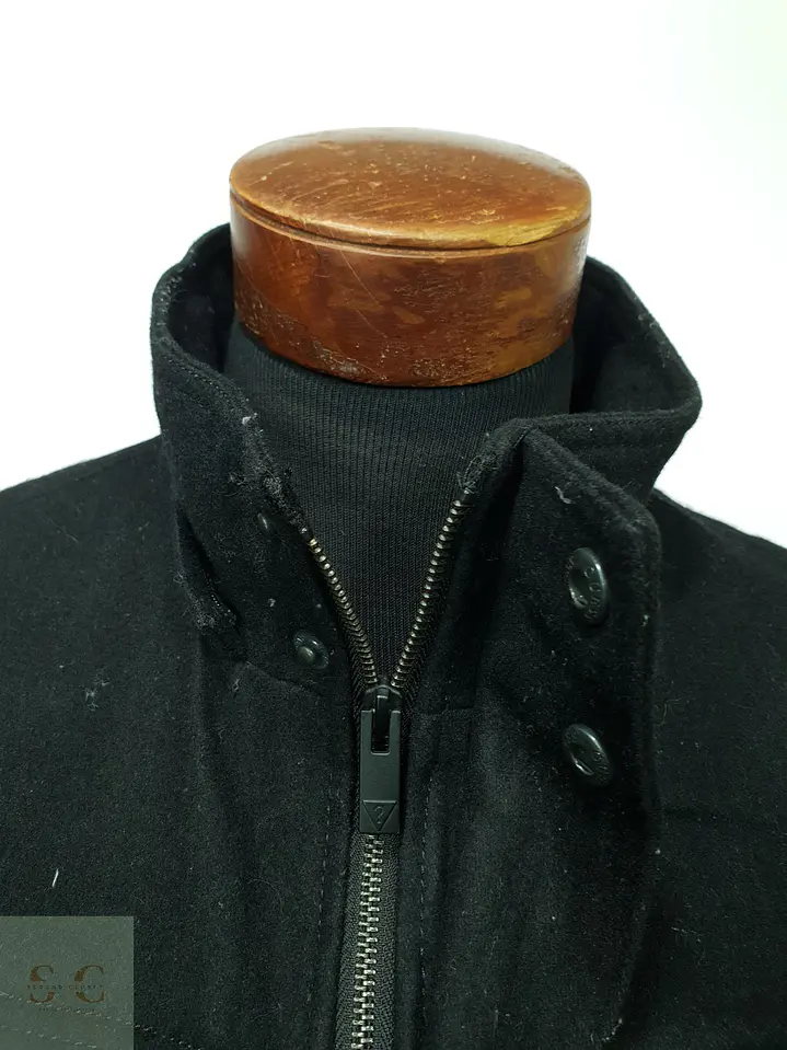 Chaqueta Corta de Paño Militar con Cuello Alto Guess Talla SM 6