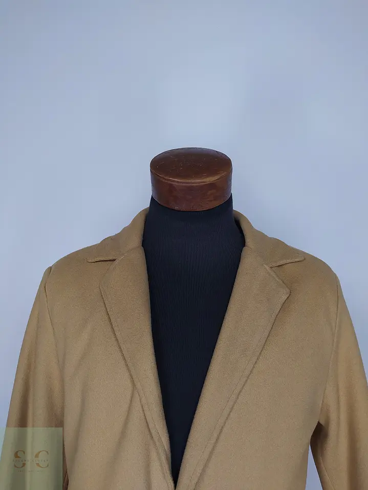 Abrigo Básico Minimalista en Tono Camel SHEIN Talla M 4