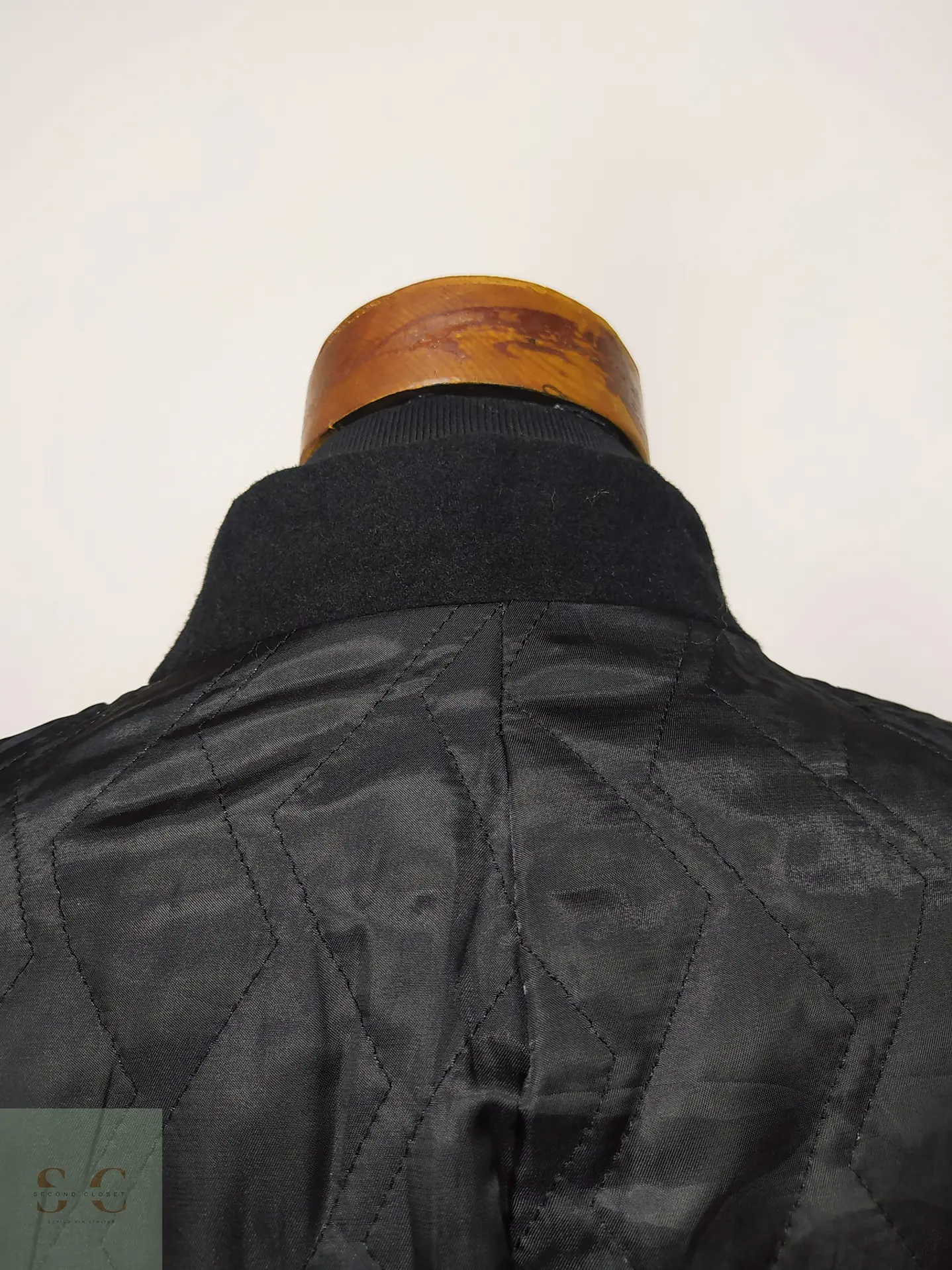 Abrigo Corto de Paño con Cuello Mao y Forro Acolchado BINYES Talla S 8