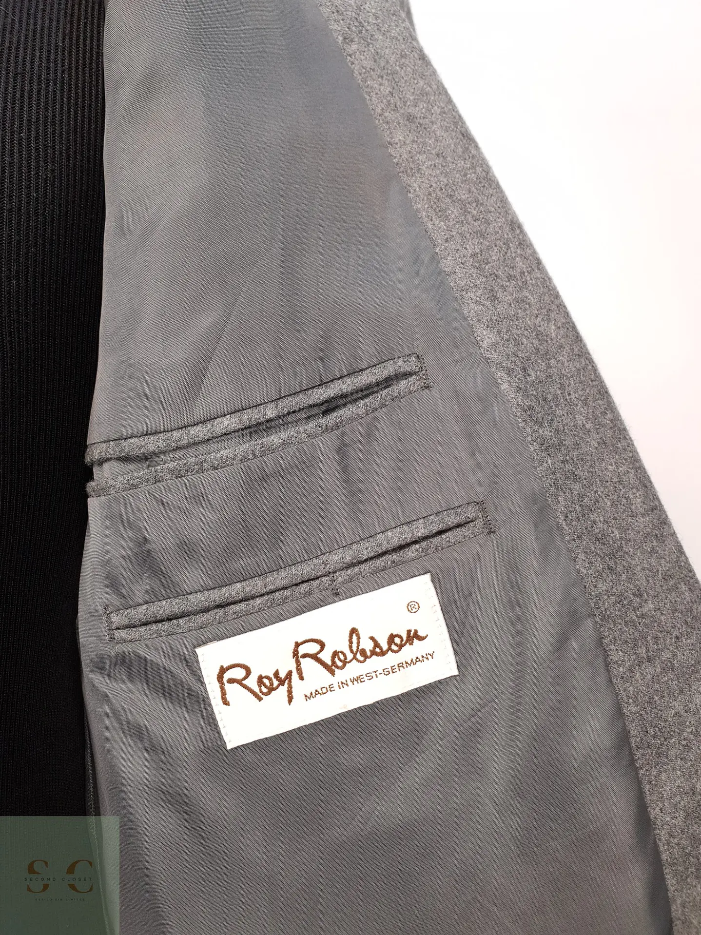 Blazer Clásico en Paño de Lana Virgen con Botones Heráldicos Roy Robson Talla M 8