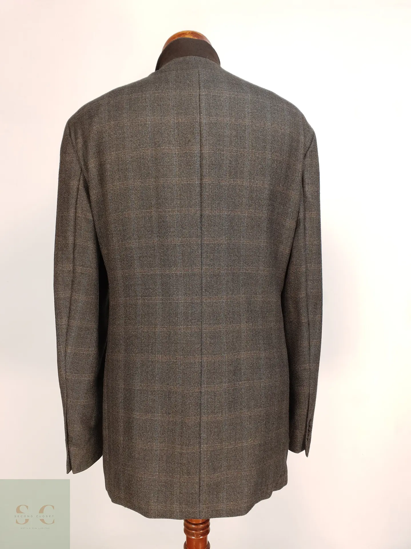 Blazer Estructurado de Paño Fino en Cuadros Ventana Carl Gross Talla XL 8