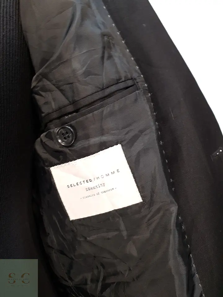 Blazer Moderno de Solapa Delgado y Corte Entallado Selected Homme Talla S 7