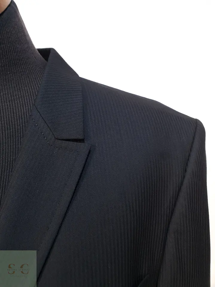 Blazer Formal Estructurado en Mezcla de Lana y Seda Wilvorst Talla L 4