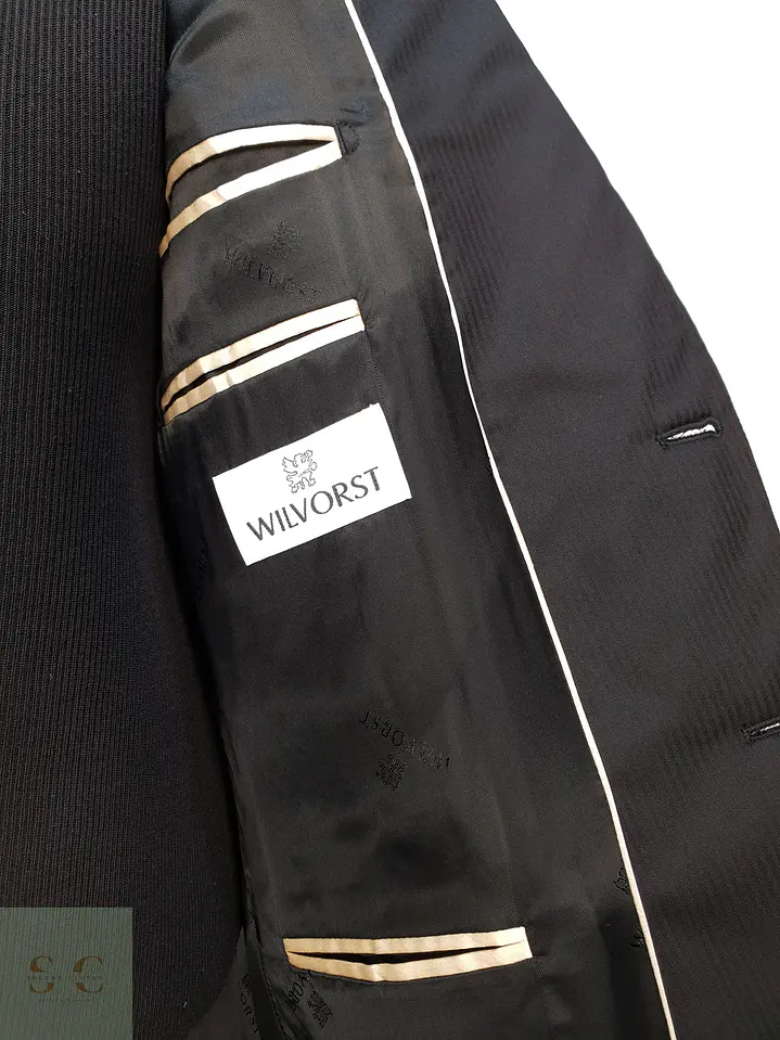Blazer Formal Estructurado en Mezcla de Lana y Seda Wilvorst Talla L 5