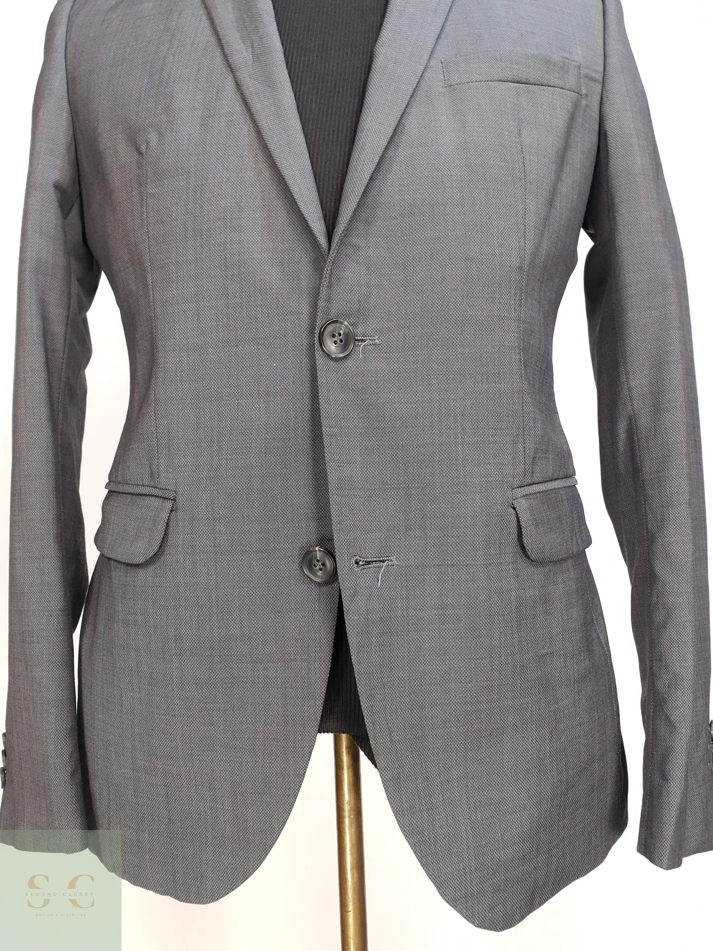 Blazer Slim Fit en Paño Micro-Texturado Gris Plomo CG Club of Gents Talla S 4