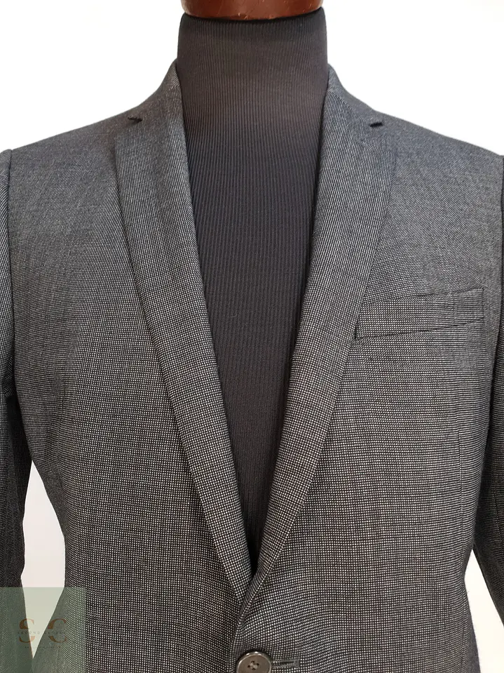 Blazer Slim Fit en Lana Virgen Microestructurada Strellson Talla SM 4