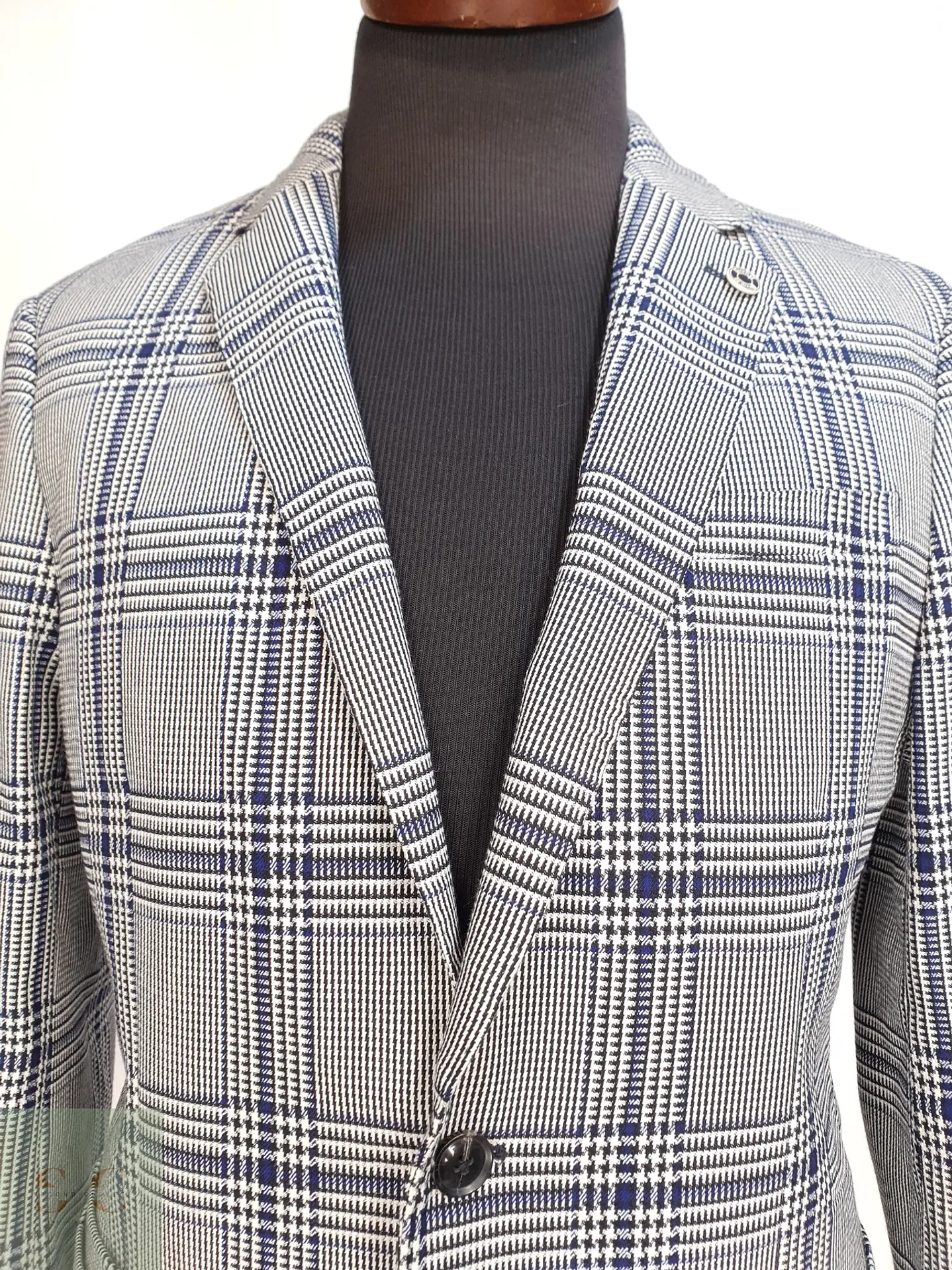 Blazer Estructurado en Patrón Príncipe de Gales Scotch & Soda Talla M 4