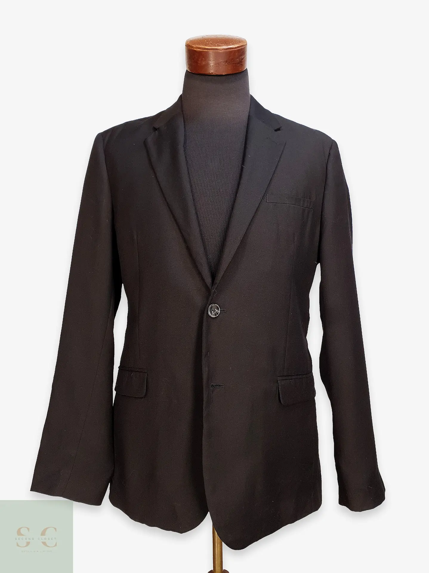 Blazer Negro Slim Fit de Corte Moderno Angelo Litrico Talla SM 1