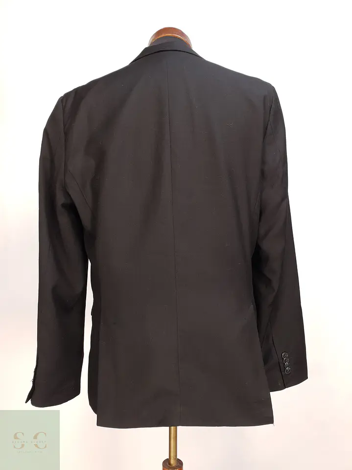 Blazer Negro Slim Fit de Corte Moderno Angelo Litrico Talla SM 8
