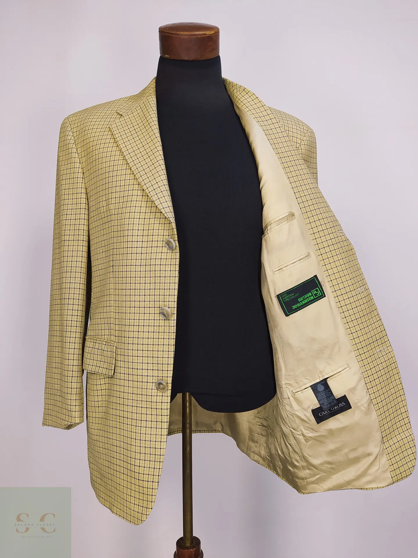 Blazer de Paño en Lana Virgen con Tramado Cuadrilátero Carl Gross Talla LXL 8