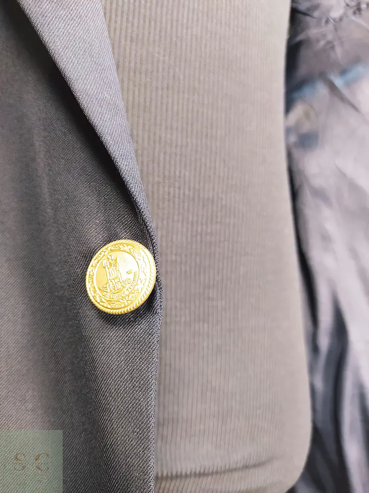 Blazer Marino Clásico en Lana Virgen con Botones Dorados Braun Hamburg Talla XXL 5