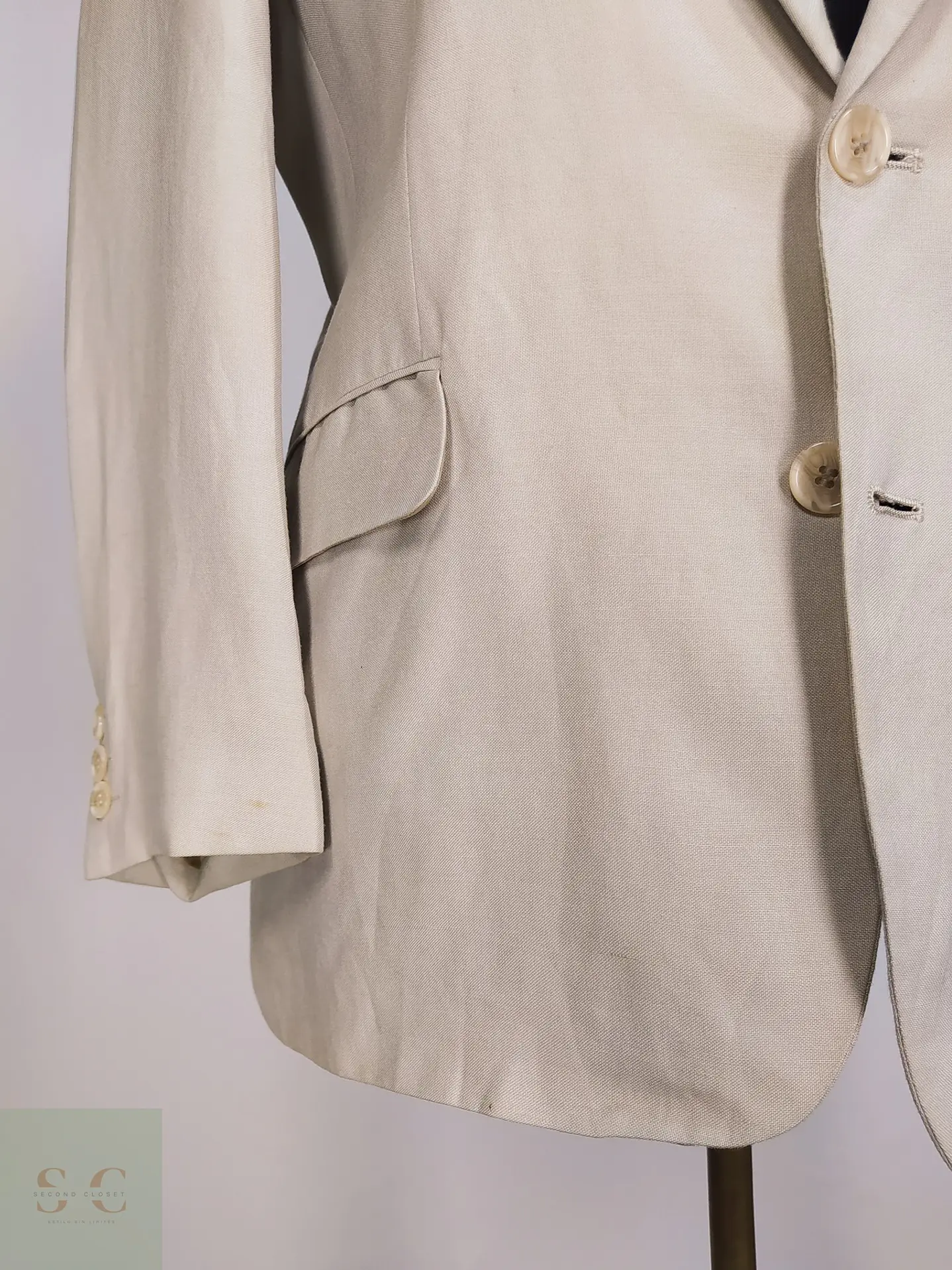Blazer Ligero de Lino y Viscosa Tono Crudo C&A Talla L 2