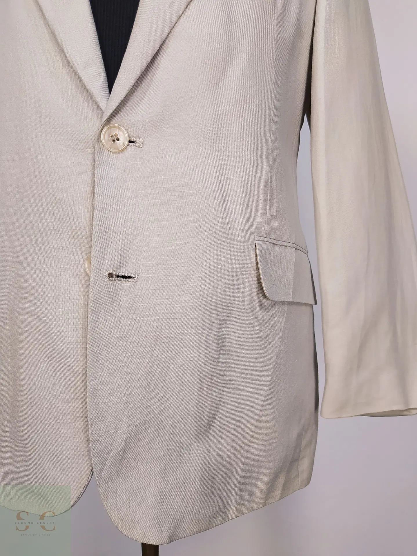 Blazer Ligero de Lino y Viscosa Tono Crudo C&A Talla L 3