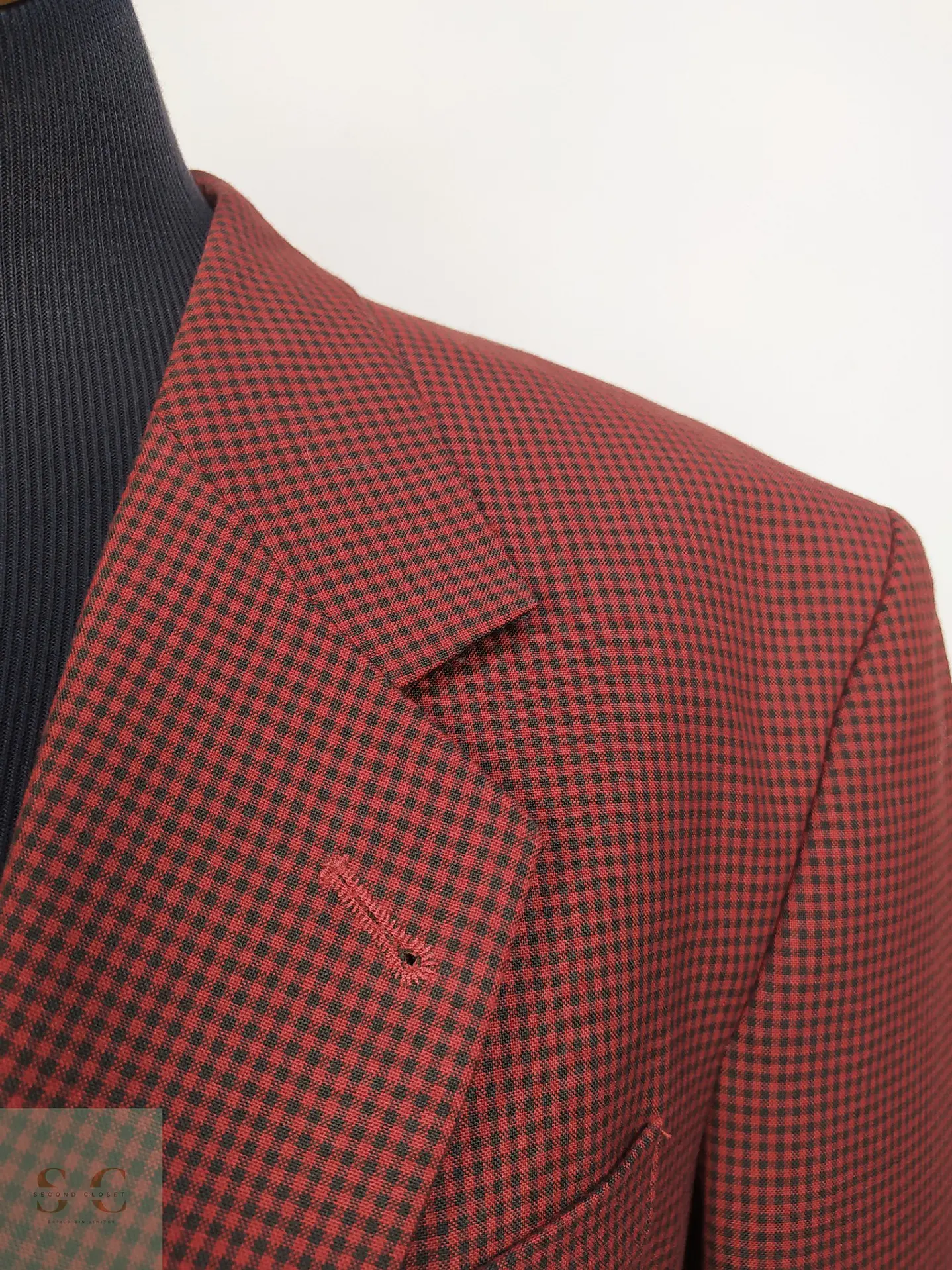 Blazer Vintage de Microcuadros Tono Burdeos Talla L 6