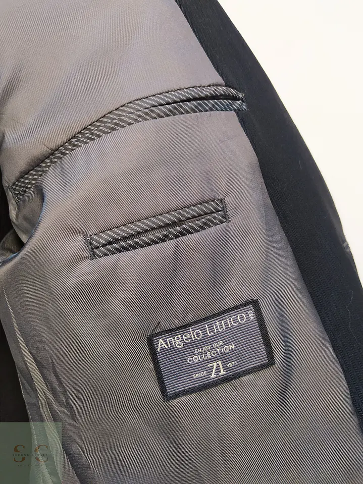 Blazer Estructurado de Tejido Chevron con Acabado Satinado Angelo Litrico Talla M 7