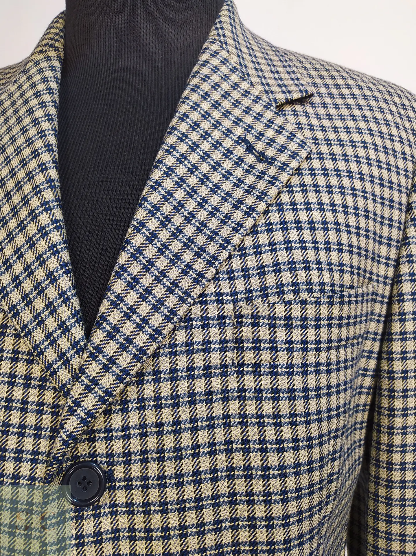 Blazer Estructurado a Cuadros Micro-Houndstooth en Lana Virgen Mario Barutti Talla ML 3