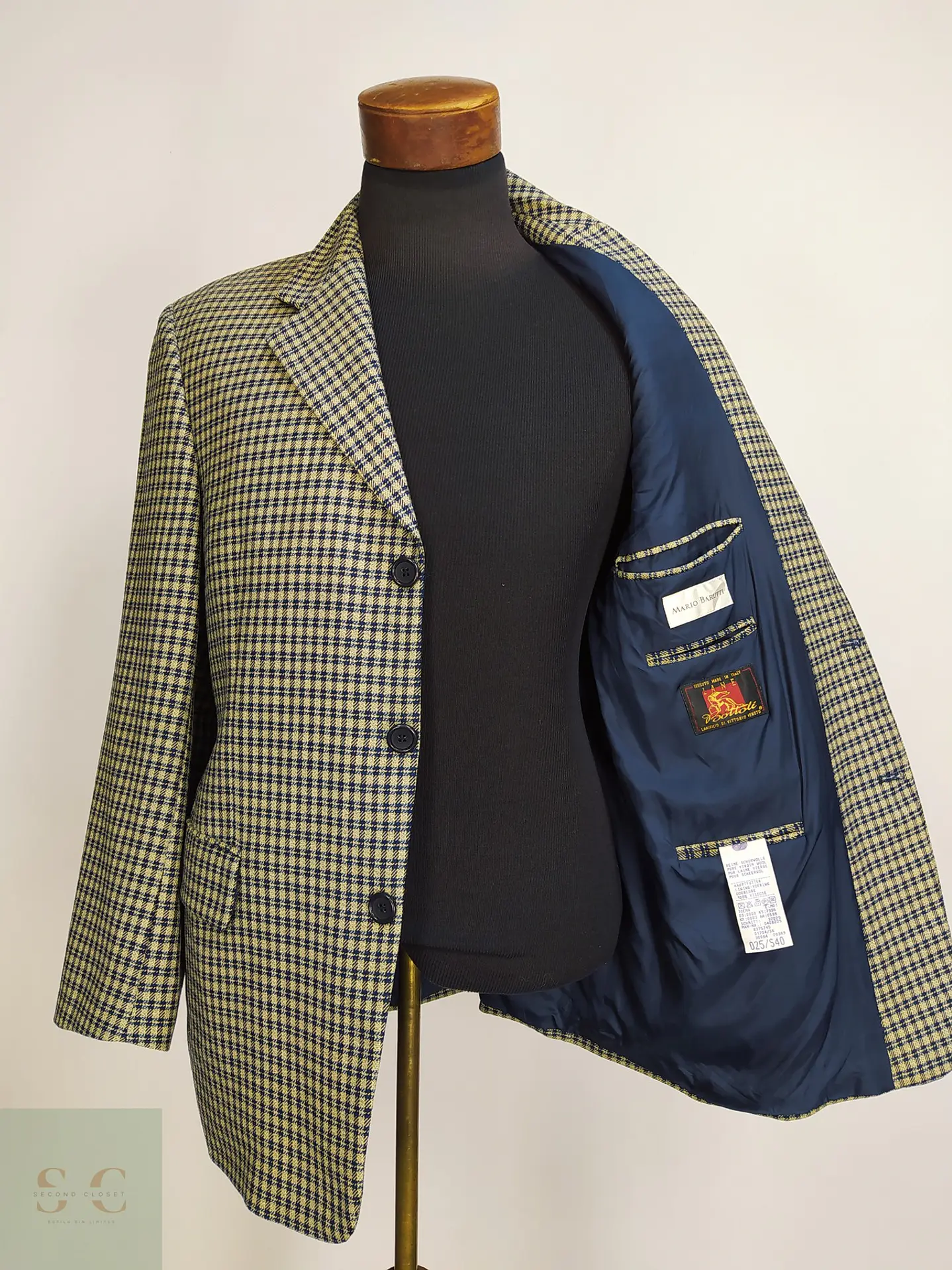 Blazer Estructurado a Cuadros Micro-Houndstooth en Lana Virgen Mario Barutti Talla ML 7