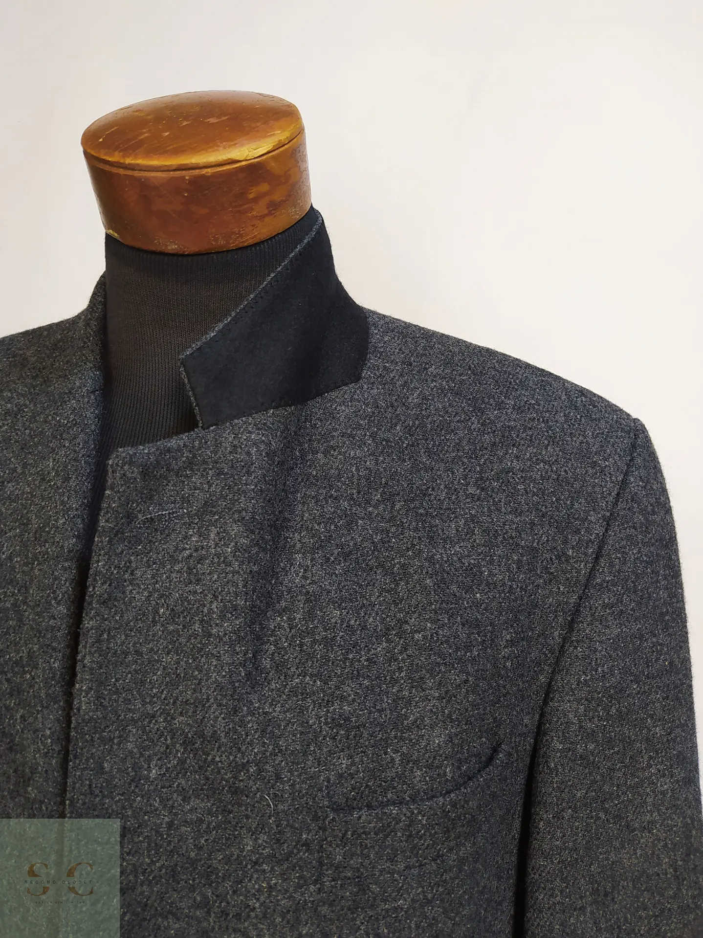 Blazer Clásico de Paño Moteado en Lambswool Mario Barutti Talla XXL 5