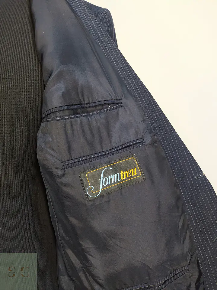 Blazer de Corte Clásico en Paño Diplomático Azul Oscuro Formtreu Talla L 7