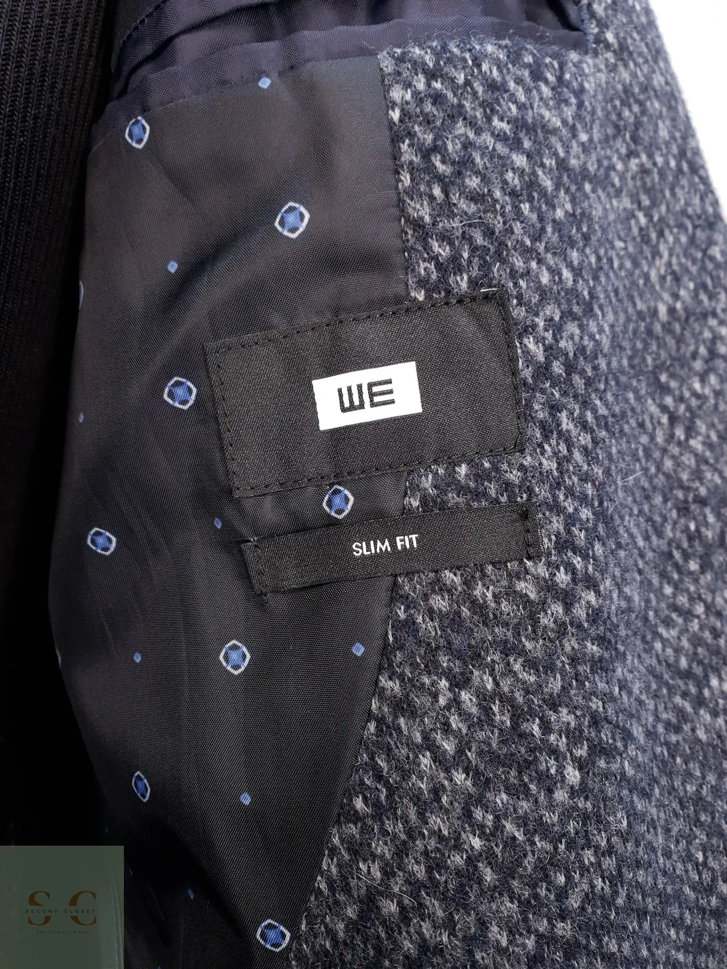 Blazer Slim Fit de Tejido Texturizado Tipo Tweed Talla SM 4
