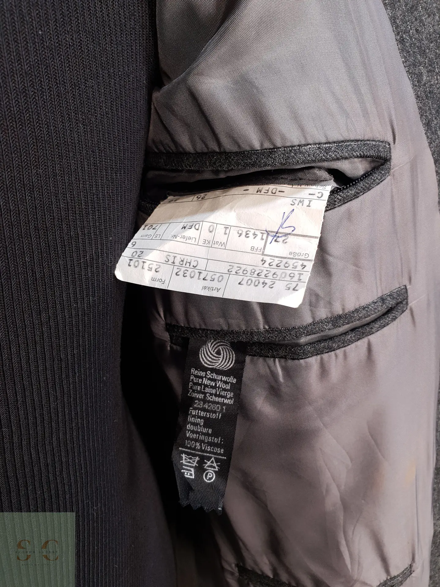 Blazer Vintage de Paño Gris Pinstripe en Lana Virgen Talla M 7