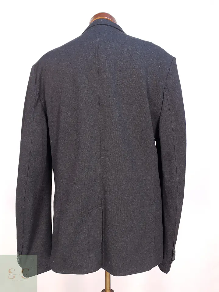 Blazer Moderno Texturizado de Punto en Tono Negro TOM Talla XL 8