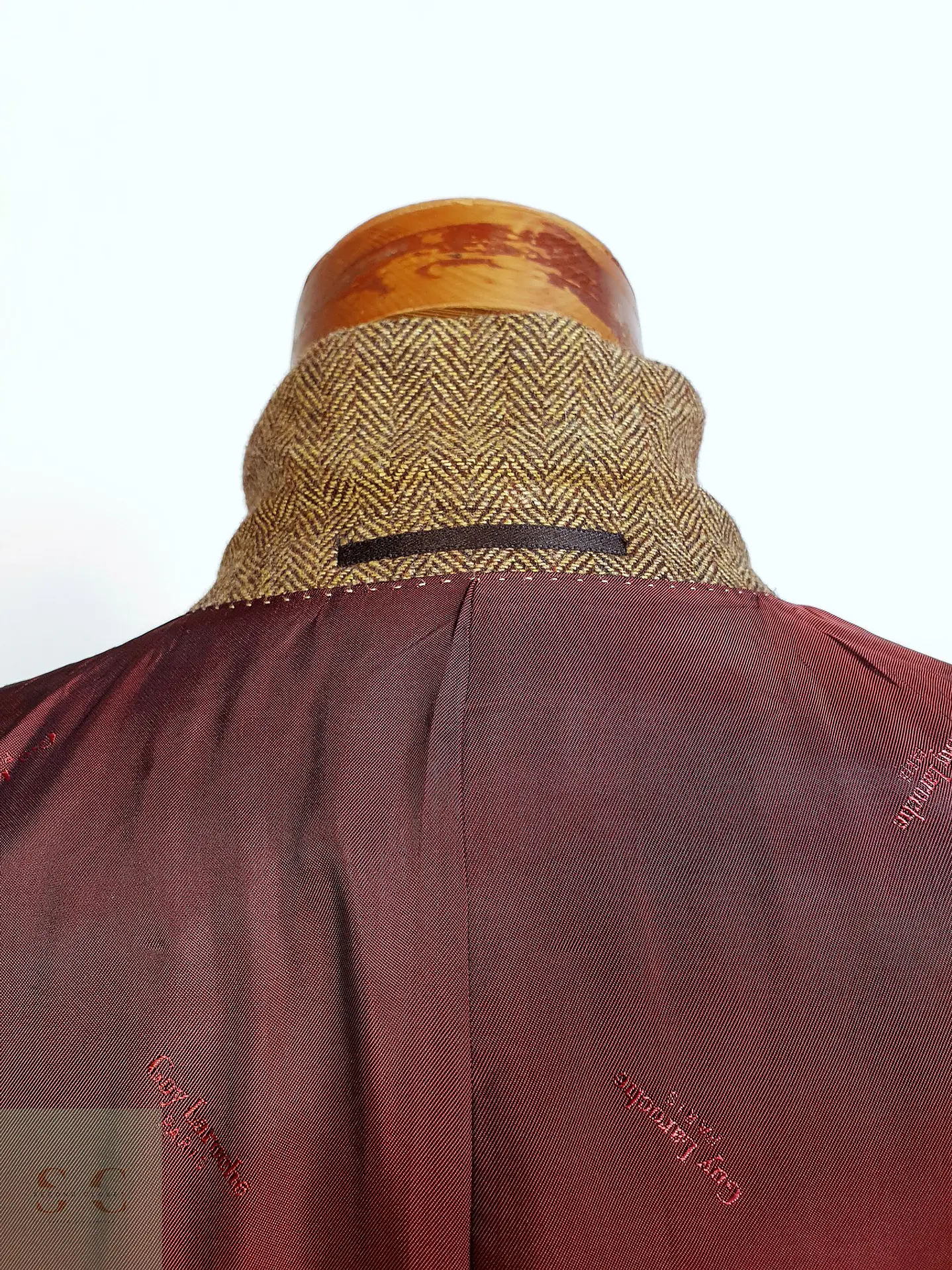 Blazer de Tweed en Espiga con Bolsillo Cerillero Guy Laroche Talla L 9