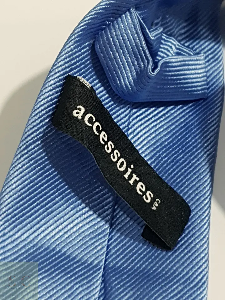 Corbata Clásica de Seda en Tono Azul Celeste C&A 3