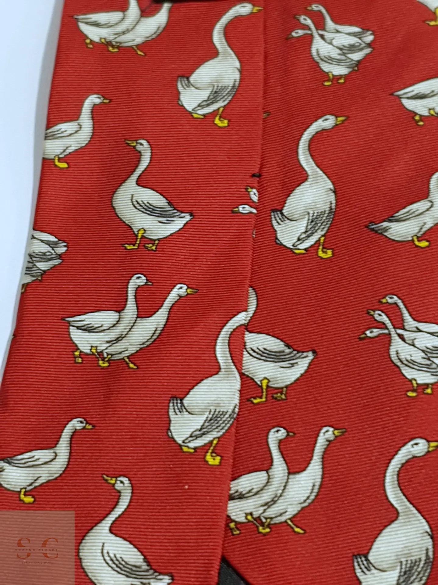 Corbata de Seda con Motivo Figurativo de Ocas Hemley 4
