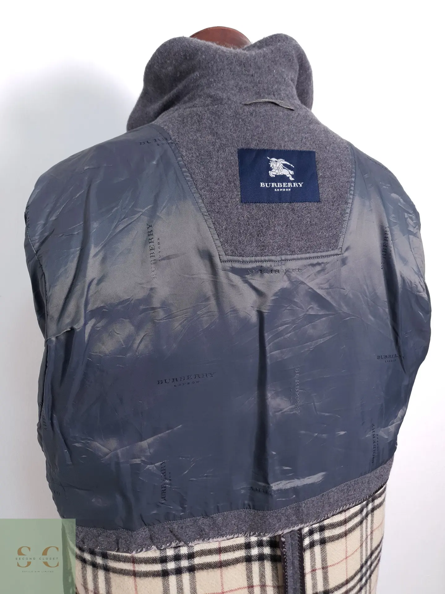 Abrigo Hombre Burberry 100% lana virgen Gris Talla LXL 17