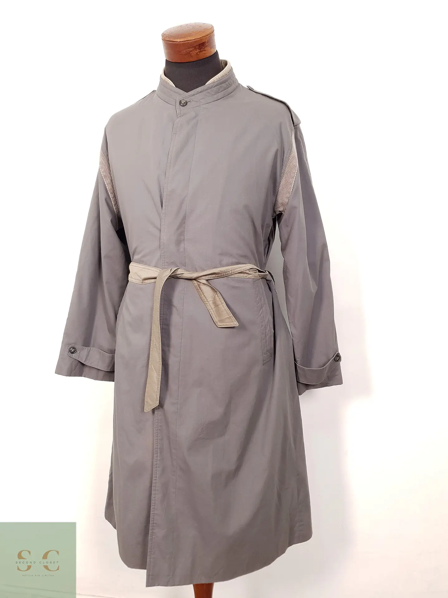 Gabardina Hombre Burberry Plomo - Talla M 3