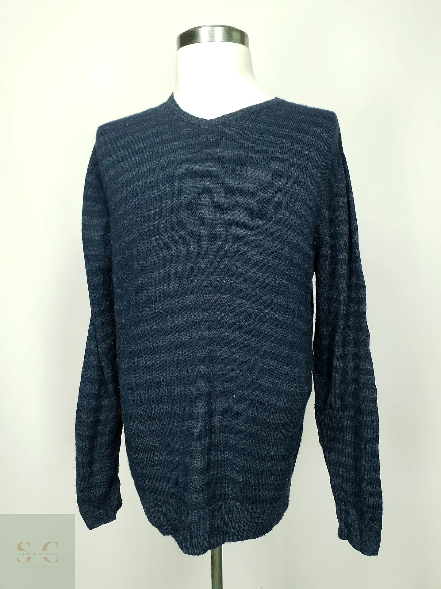 Suéter de Punto Listado con Cuello en V en Azul Marino TEX Talla LXL 2