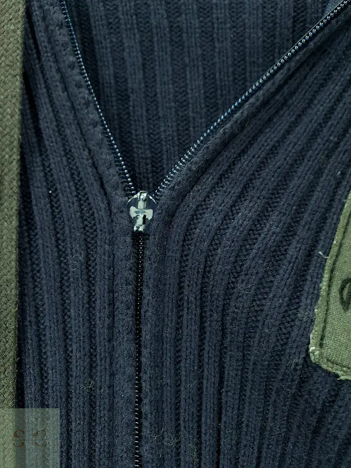 Cárdigan Acanalado con Capucha en Azul Marino y Verde Olivo Derbe Talla M 4