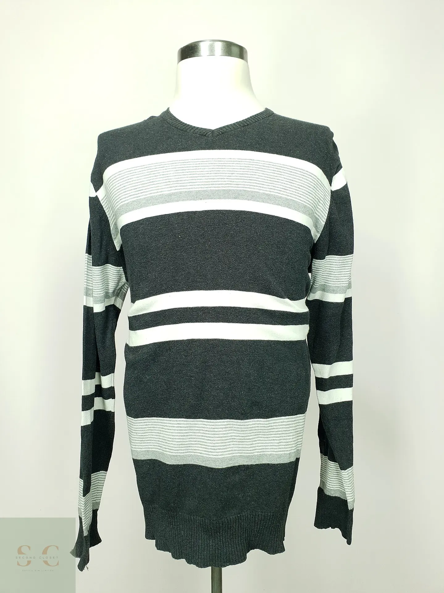 Suéter de Punto con Cuello en V a Rayas en Gris Antracita Smog Talla LXL 2