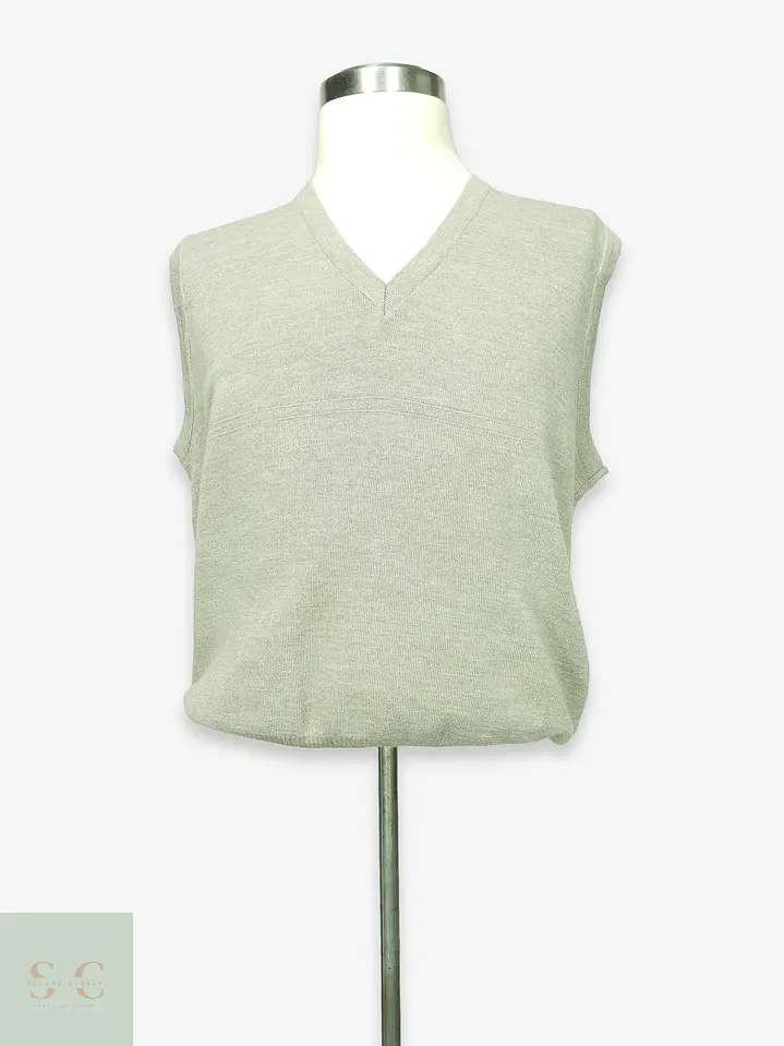 Chaleco Tejido sin Mangas Cuello V en Beige Arena Breidhof Talla LXL 1