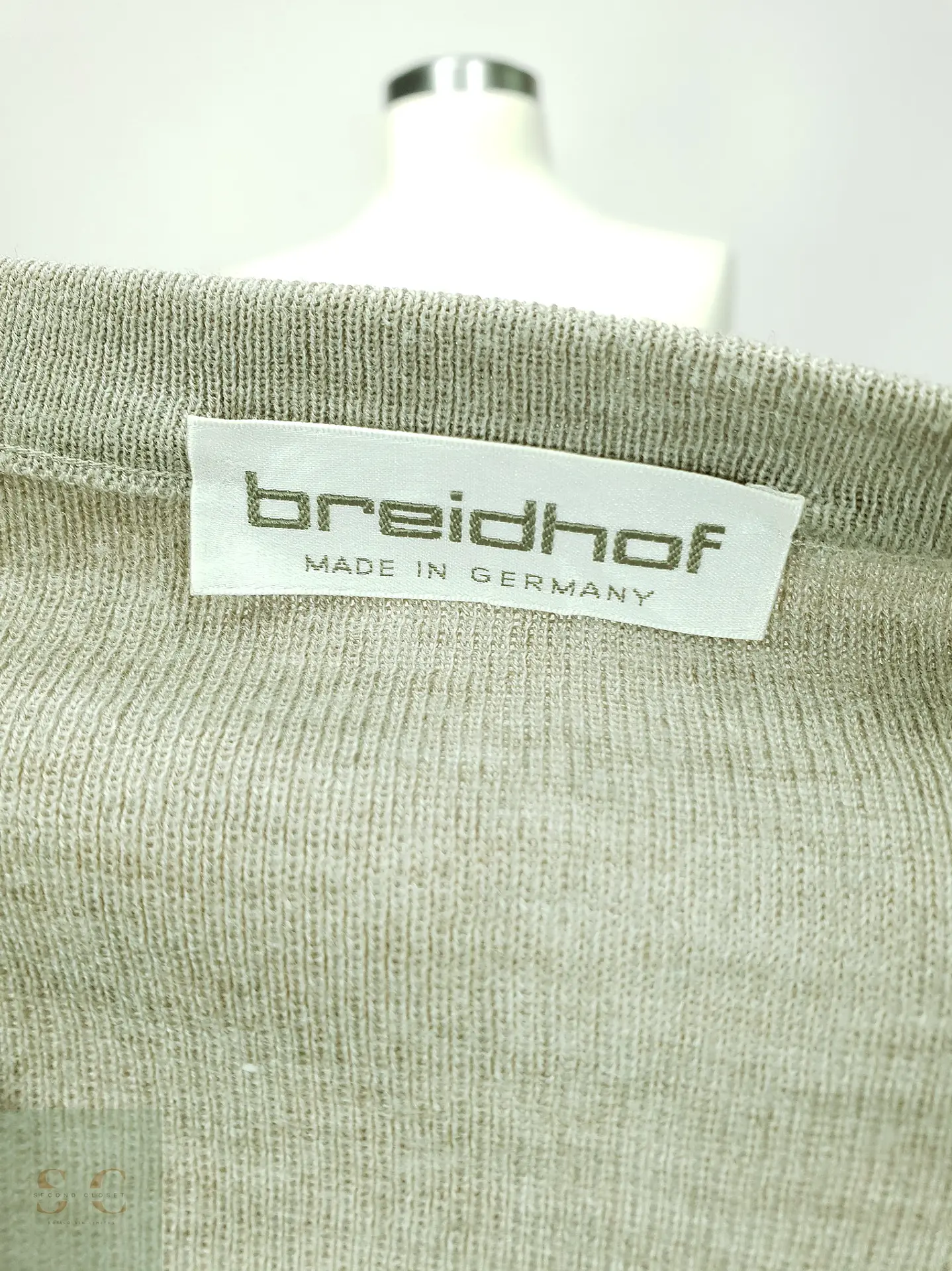 Chaleco Tejido sin Mangas Cuello V en Beige Arena Breidhof Talla LXL 3