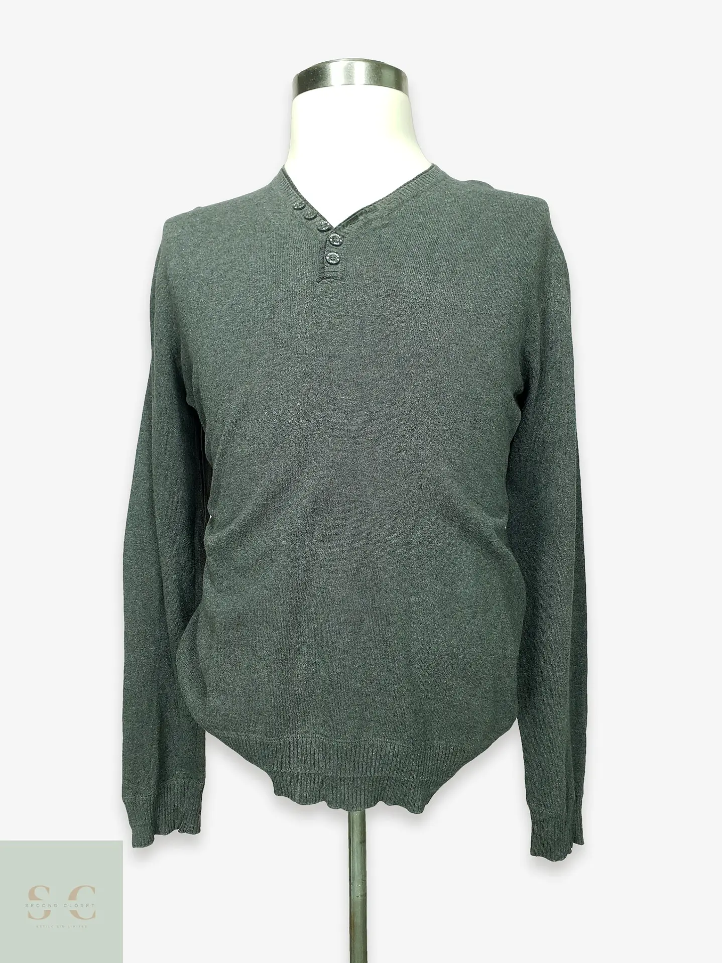 Suéter de Punto Fino Henley en Gris Melange For Friends Talla L 1